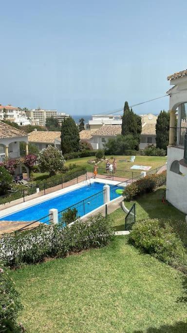 Lux 2 Kmr App Stella Blanca Met Zwembaden Airco En Zeezicht Fuengirola Exterior foto