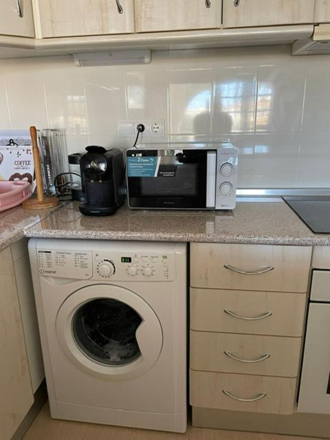 Lux 2 Kmr App Stella Blanca Met Zwembaden Airco En Zeezicht Fuengirola Exterior foto