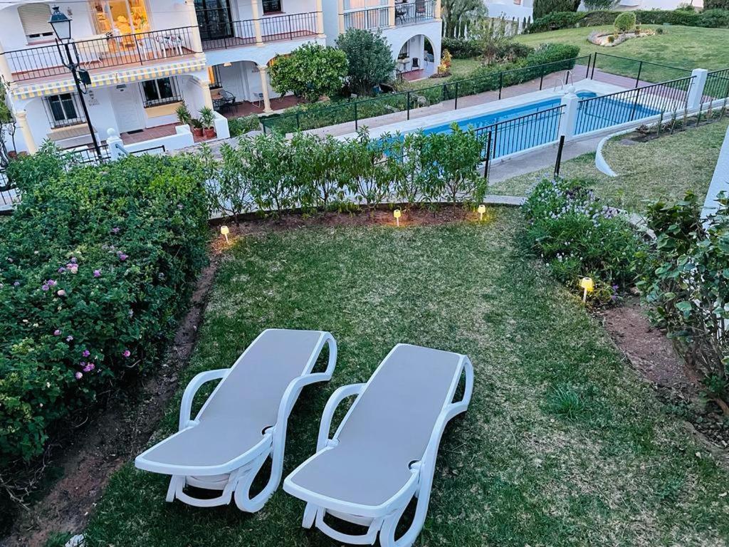 Lux 2 Kmr App Stella Blanca Met Zwembaden Airco En Zeezicht Fuengirola Exterior foto