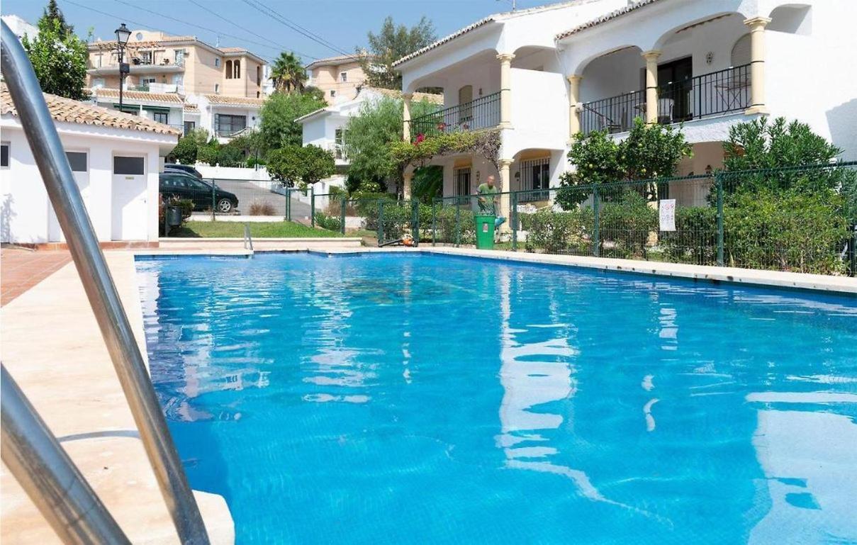 Lux 2 Kmr App Stella Blanca Met Zwembaden Airco En Zeezicht Fuengirola Exterior foto